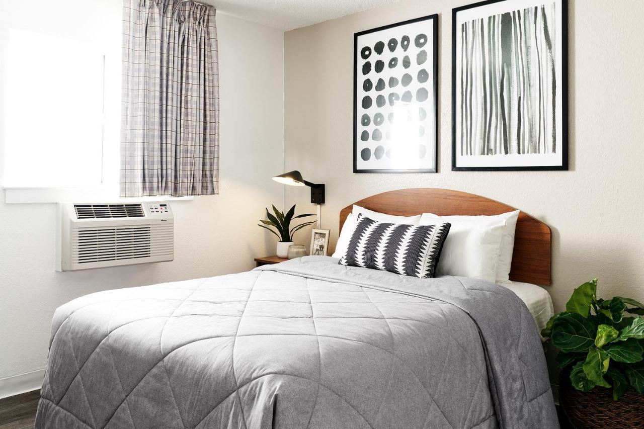 Intown Suites Extended Stay San Antonio Tx - Leon Valley North Екстер'єр фото